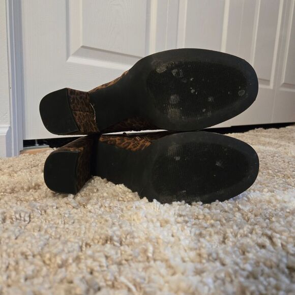 Leopard Print Block Heel Boots Women's Size 9 - Picture 5 of 7